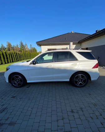 Mercedes-Benz GLE cena 195300 przebieg: 124800, rok produkcji 2016 z Warszawa małe 407